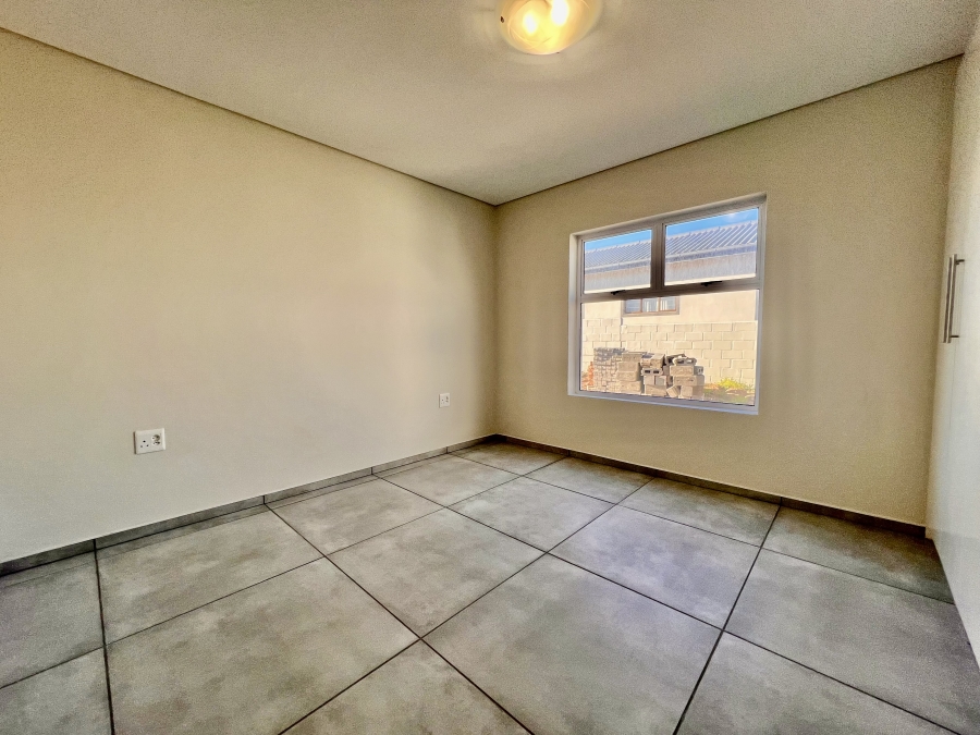 4 Bedroom Property for Sale in Myburgh Park Western Cape